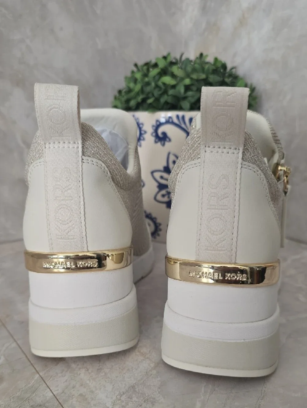 Michael Kors Willis Metallic Stretch Knit Wedge Trainer Sneakers Champagne 7.5